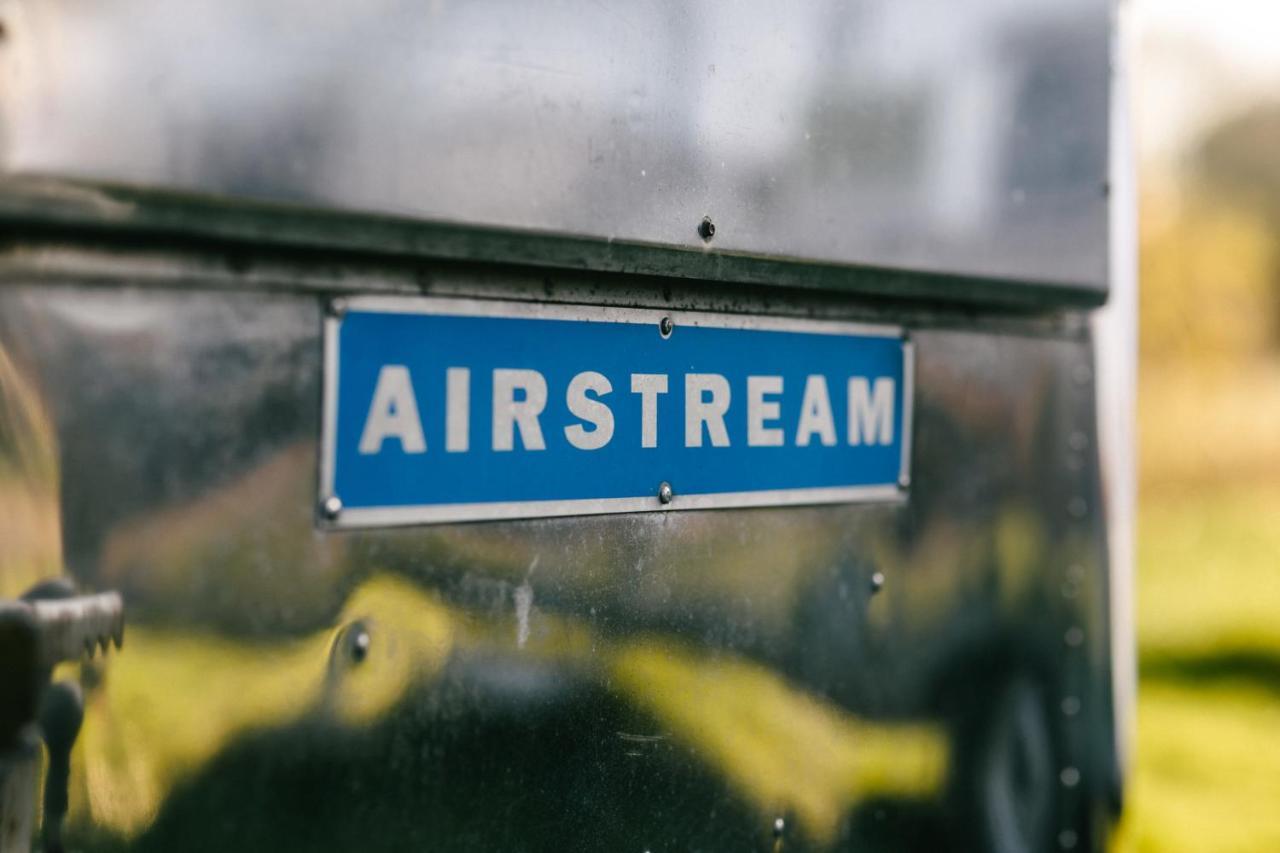 Silver Airstream Glamping & Rental Chichester Exteriér fotografie