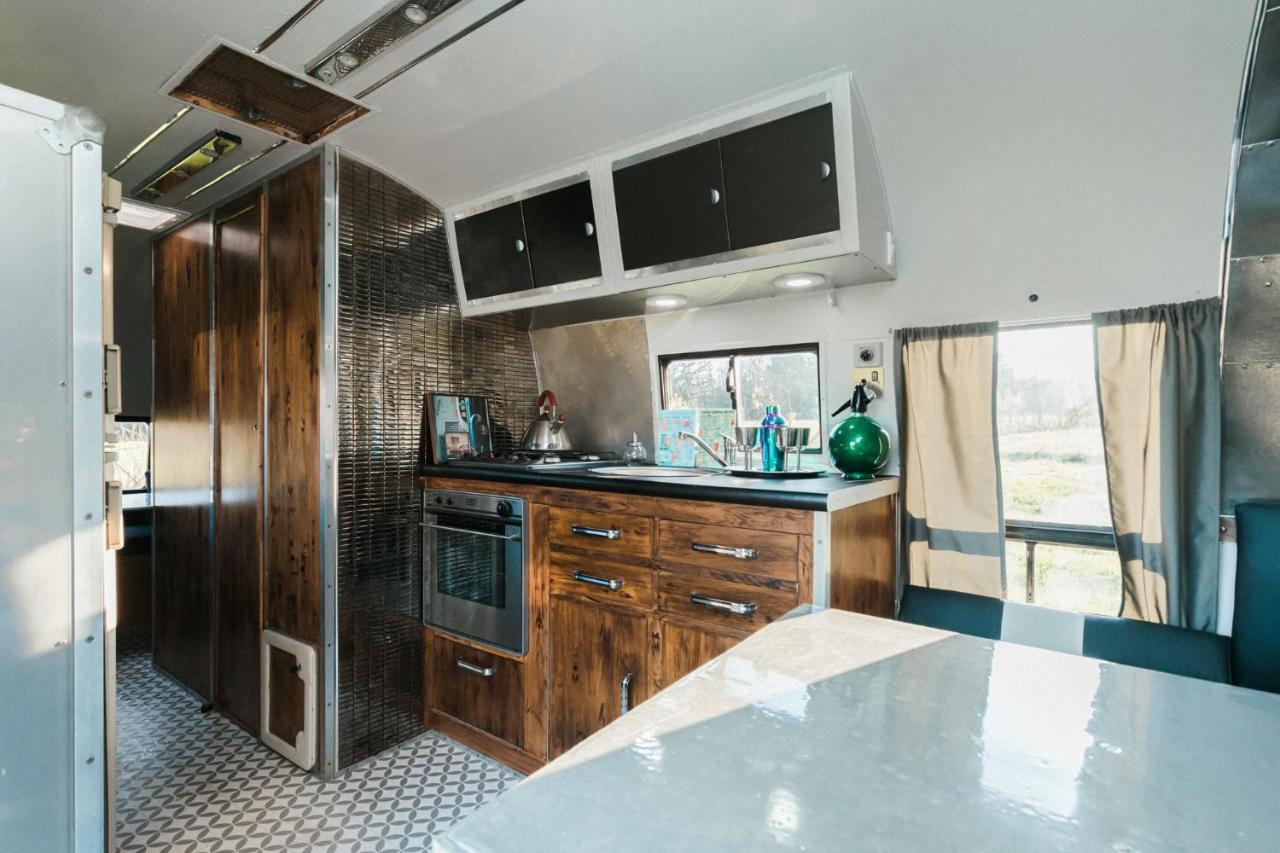 Silver Airstream Glamping & Rental Chichester Exteriér fotografie