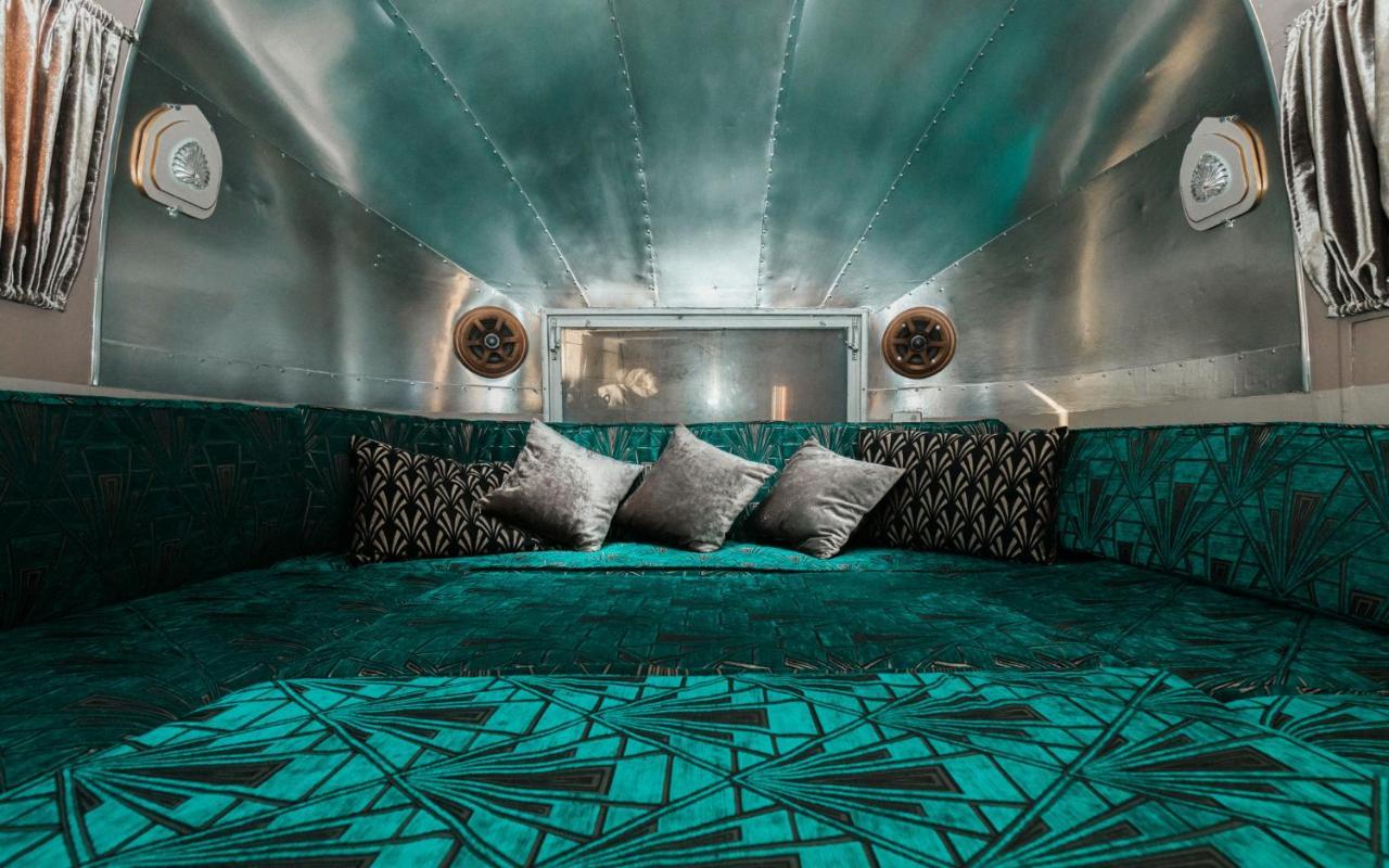 Silver Airstream Glamping & Rental Chichester Exteriér fotografie