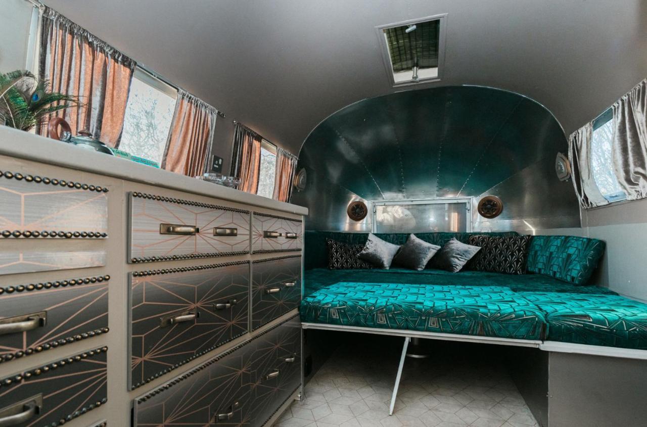 Silver Airstream Glamping & Rental Chichester Exteriér fotografie