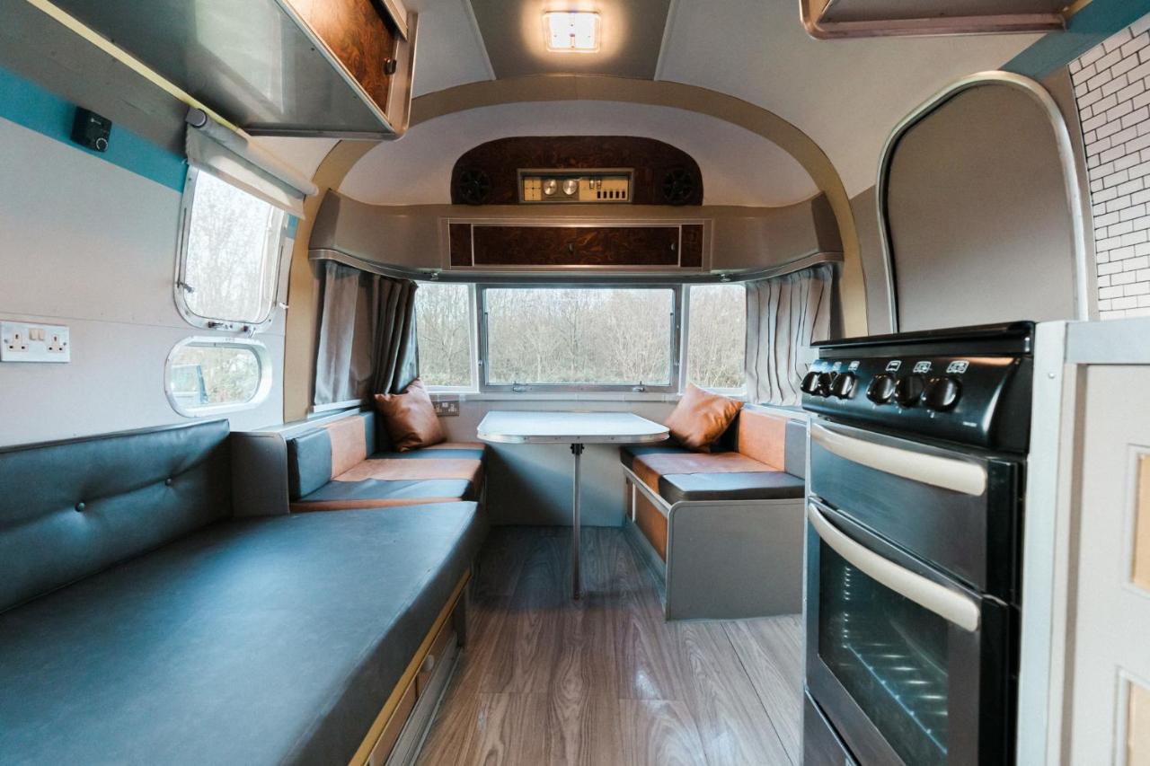 Silver Airstream Glamping & Rental Chichester Exteriér fotografie