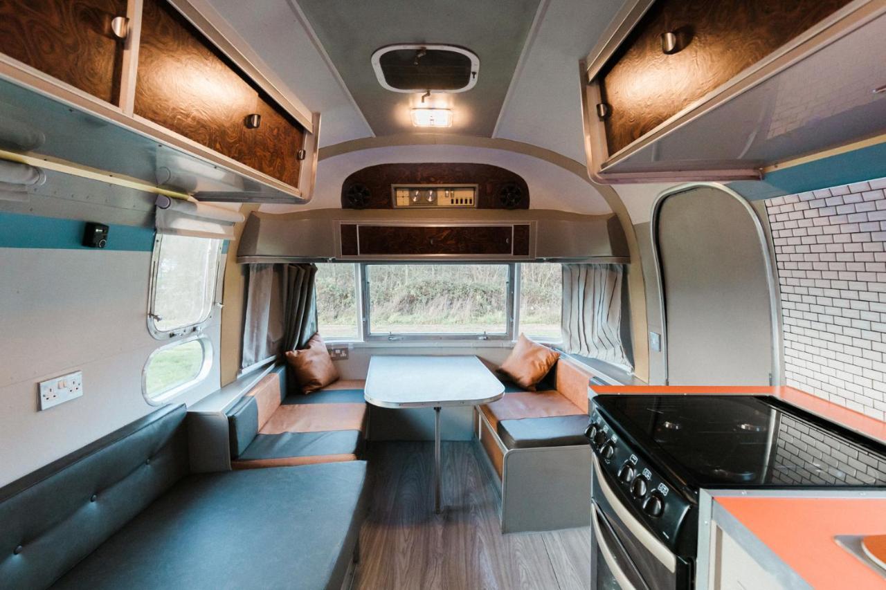 Silver Airstream Glamping & Rental Chichester Exteriér fotografie