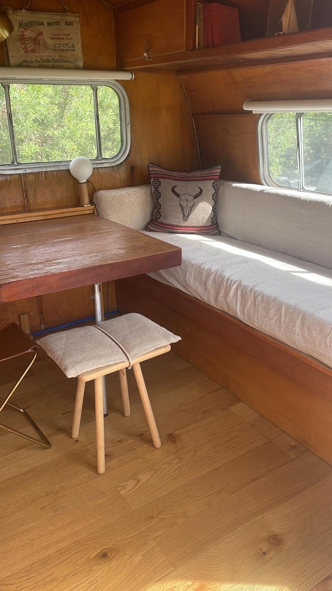 Silver Airstream Glamping & Rental Chichester Exteriér fotografie
